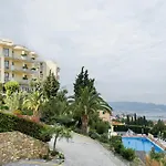 Metropol 4*
