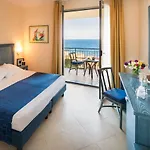 Отель Metropol 4*