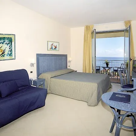 Hotel Metropol Diano Marina