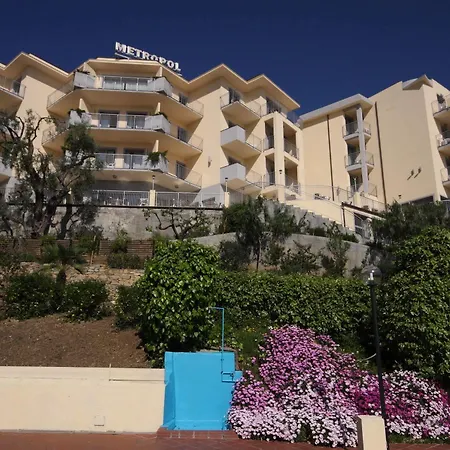 Hotel Metropol Diano Marina